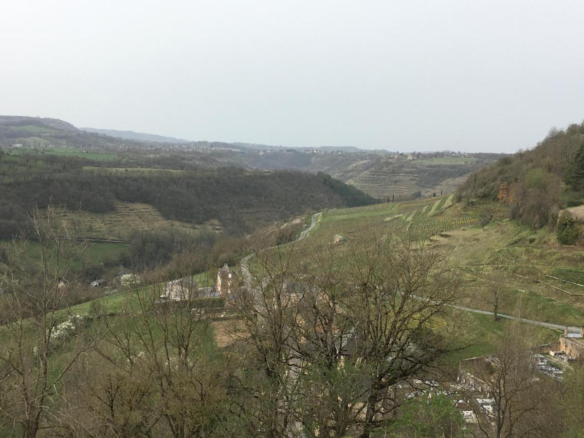 Gite Libertalia Salles-la-Source Buitenkant foto